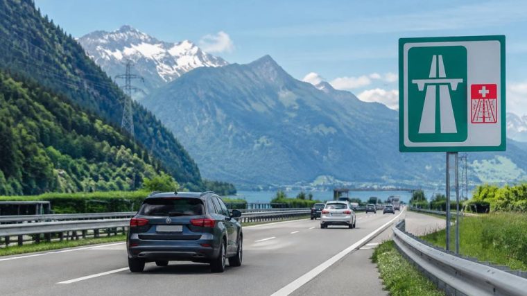 Péage autoroute en Suisse : tarifs, vignette et règles à connaître avant de prendre la route